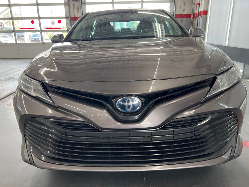 Toyota Camry Hybrid  2018 à Cowansville, Québec - 16 - w1024h768px