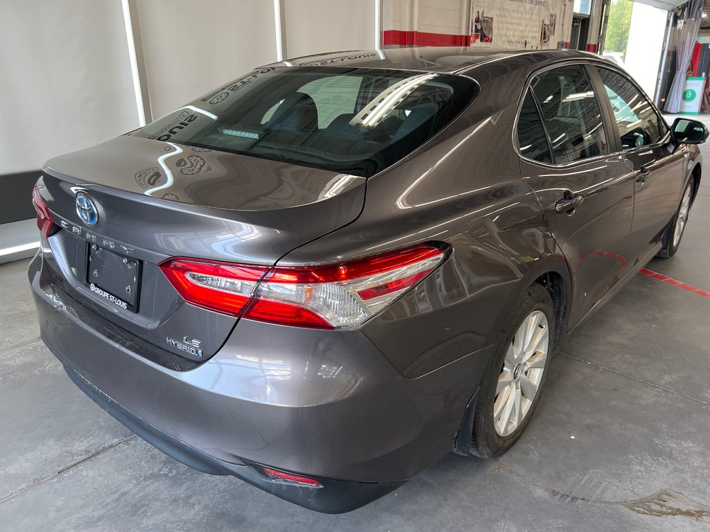 Toyota Camry Hybrid  2018 à Cowansville, Québec - 3 - w1024h768px