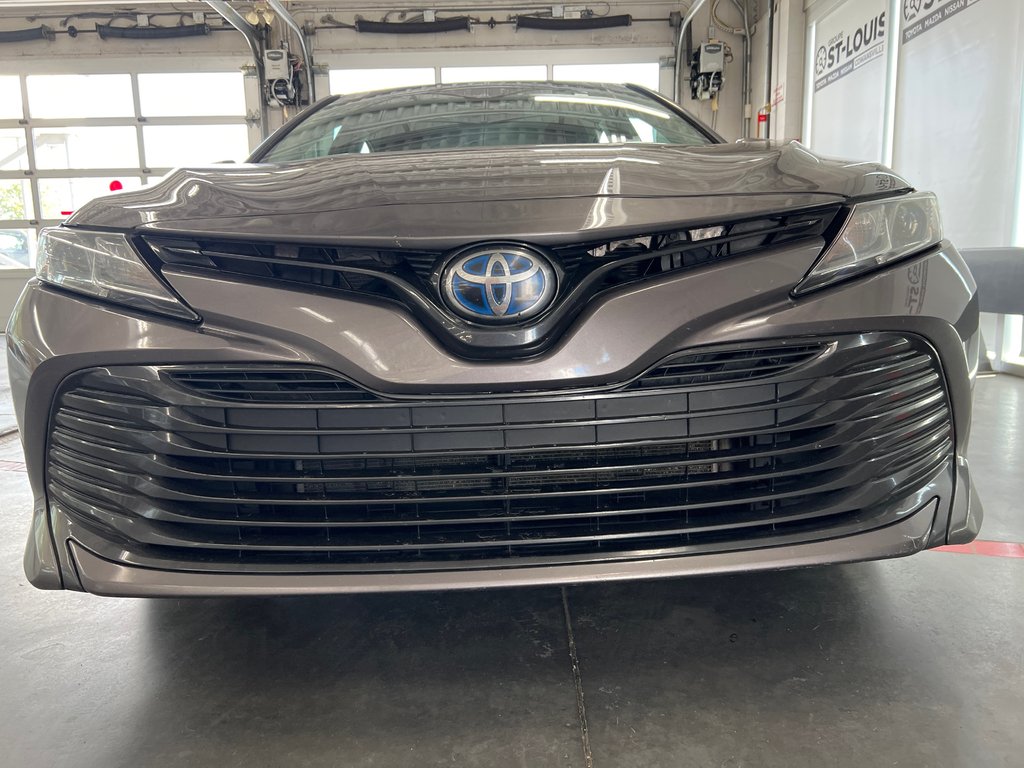 Toyota Camry Hybrid  2018 à Cowansville, Québec - 17 - w1024h768px