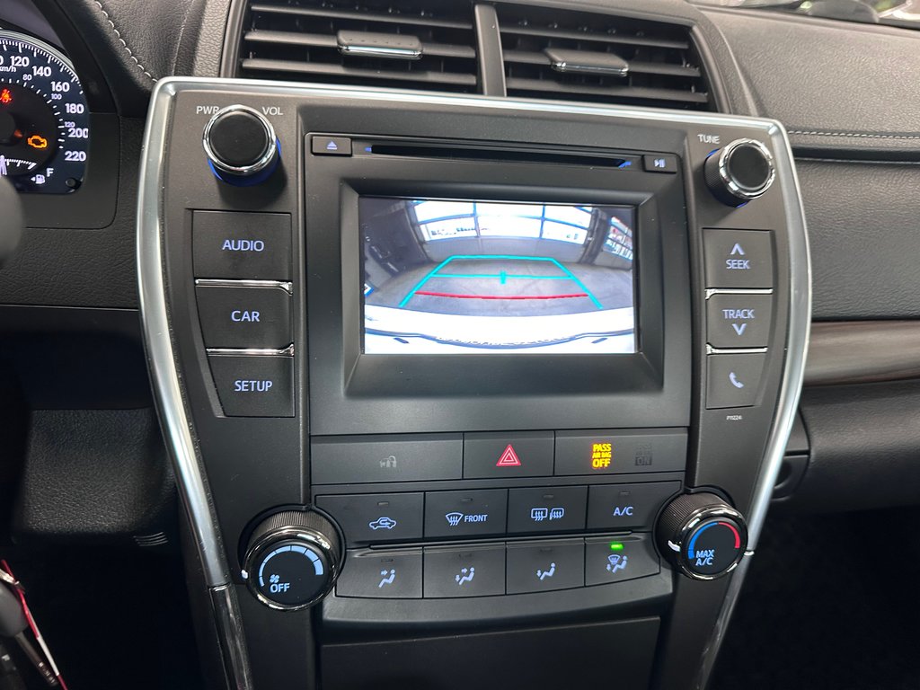 2016 Toyota Camry LE - Caméra de Recul - Sièges Chauffants - Mags in Cowansville, Quebec - 21 - w1024h768px