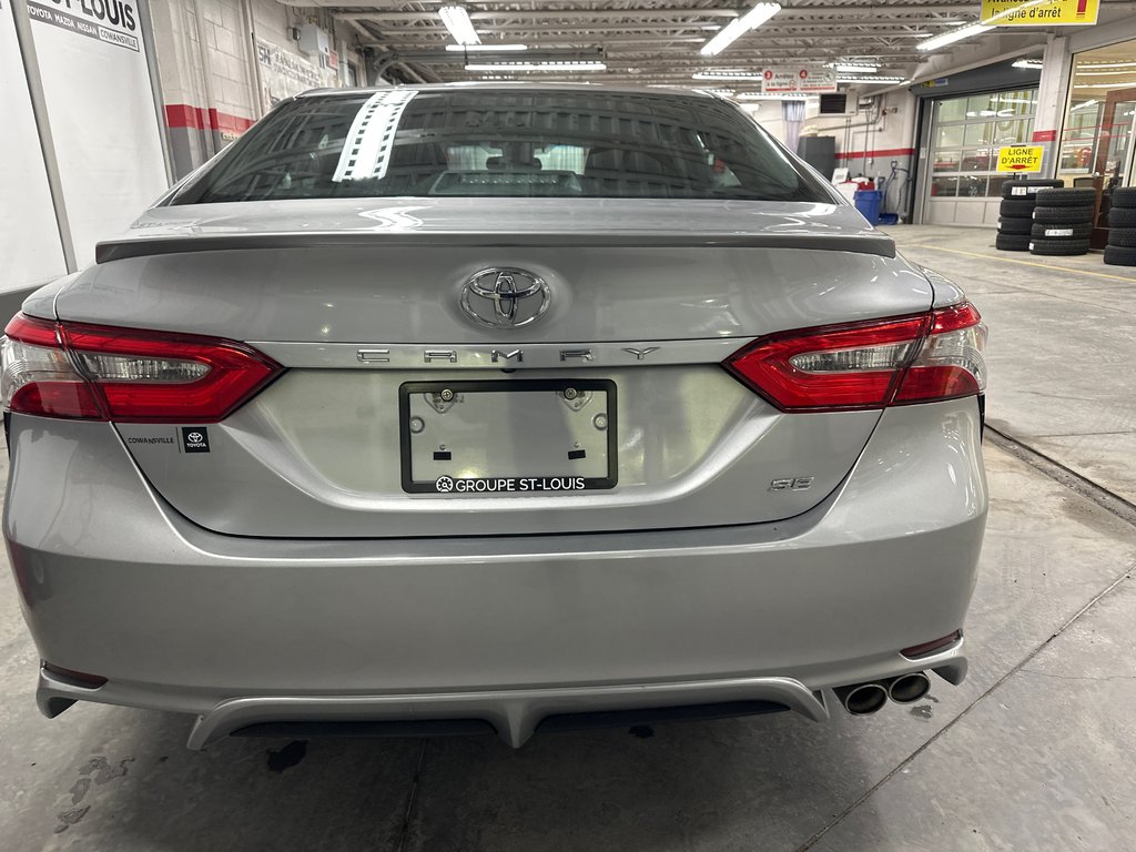 Toyota Camry SE 2018 à Cowansville, Québec - 6 - w1024h768px