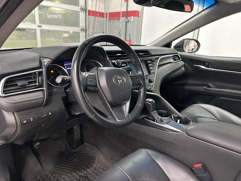Toyota Camry SE 2018 à Cowansville, Québec - 23 - w1024h768px