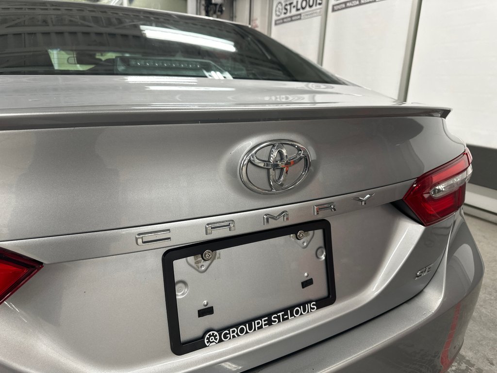 Toyota Camry SE 2018 à Cowansville, Québec - 8 - w1024h768px