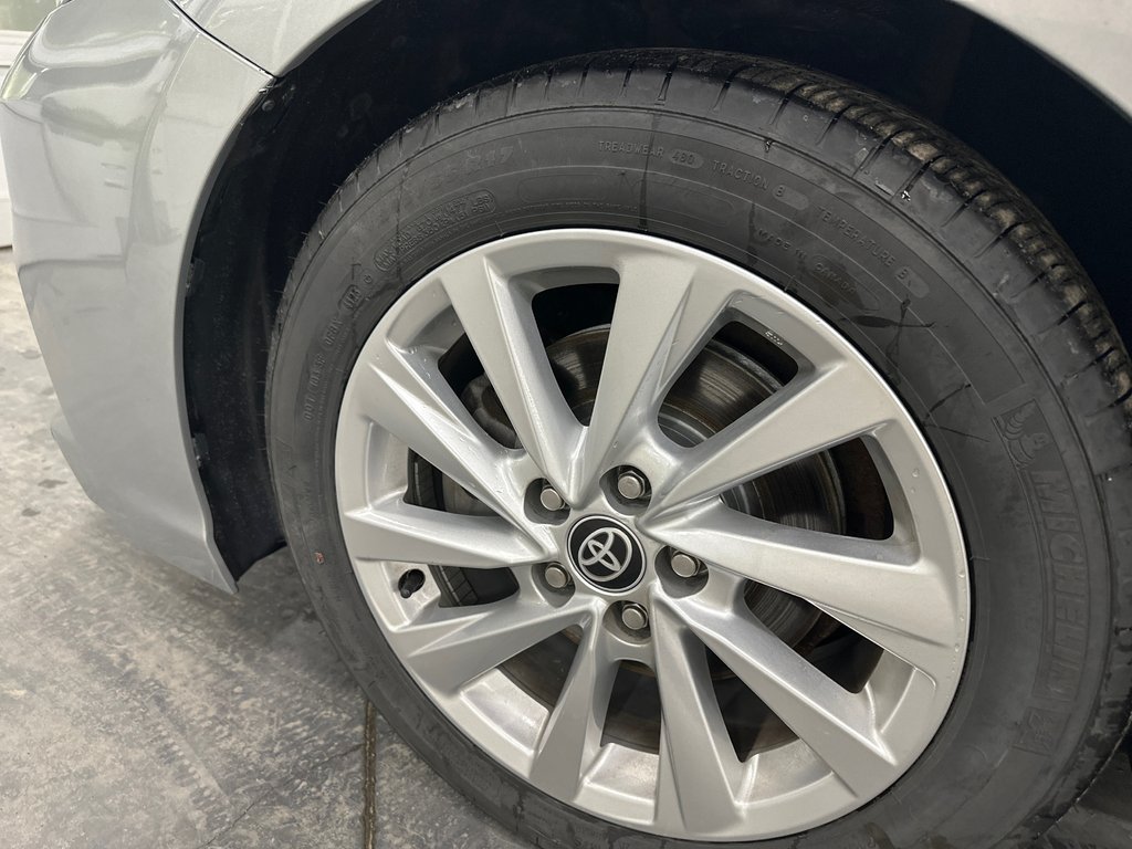 Toyota Camry SE 2018 à Cowansville, Québec - 15 - w1024h768px
