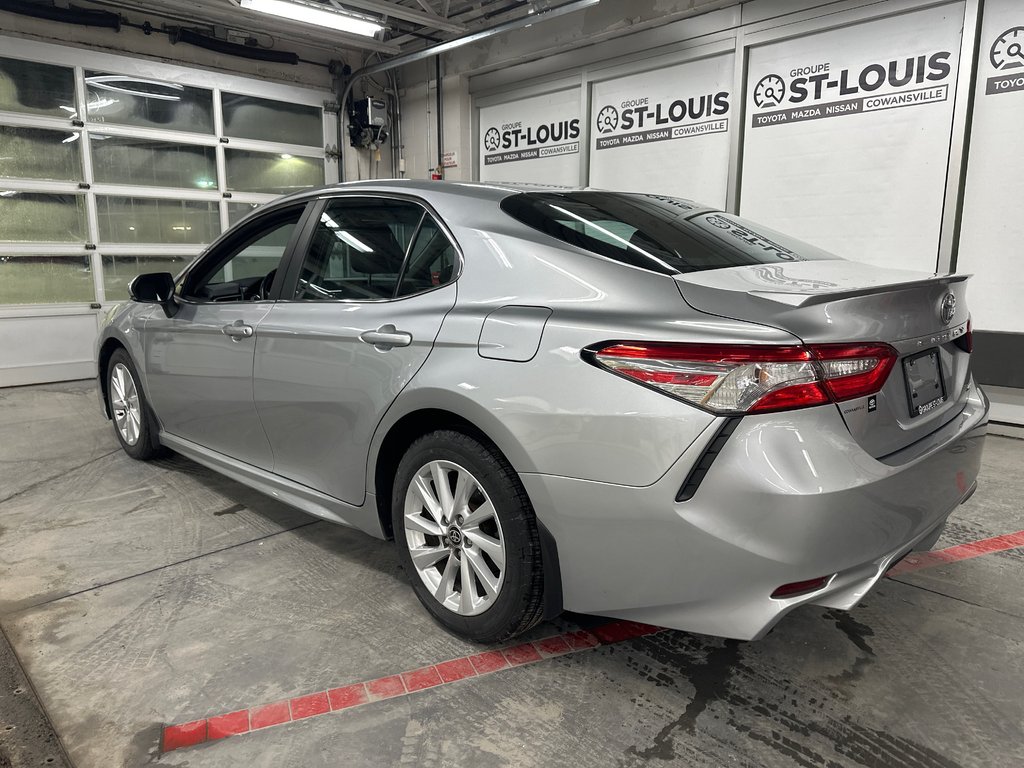 Toyota Camry SE 2018 à Cowansville, Québec - 11 - w1024h768px