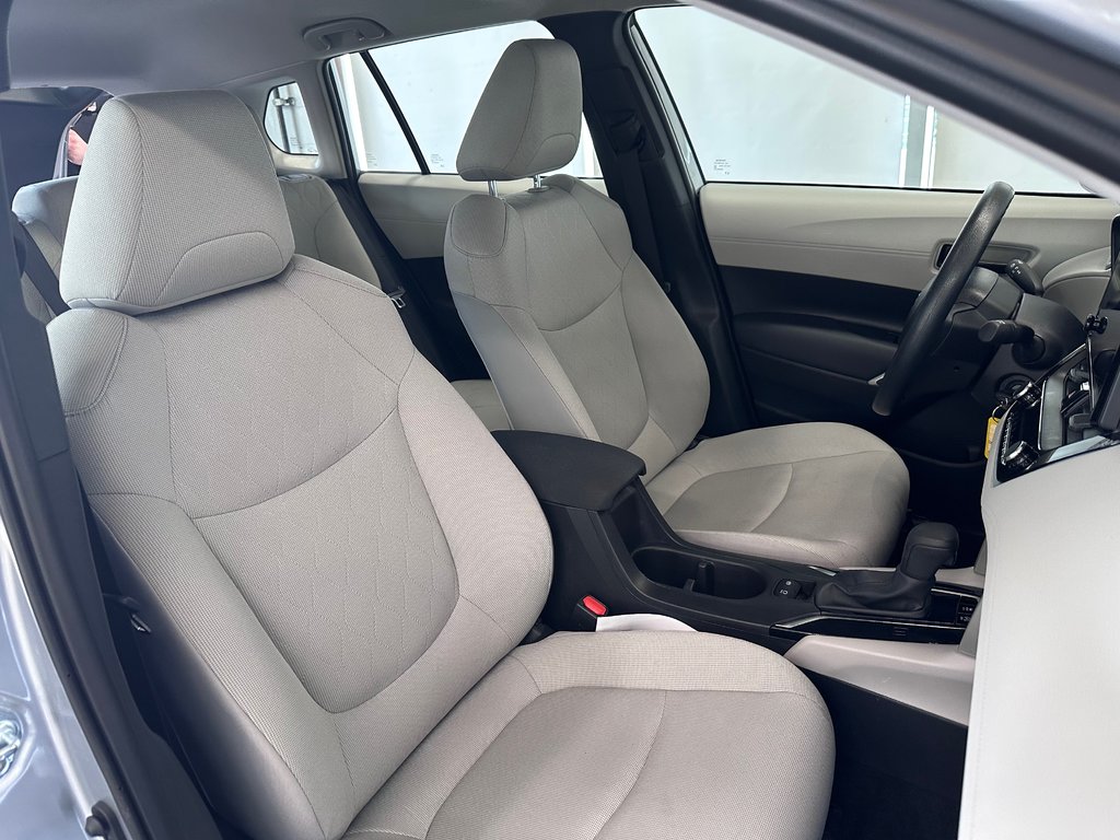 Toyota COROLLA CROSS L 2024 à Cowansville, Québec - 13 - w1024h768px