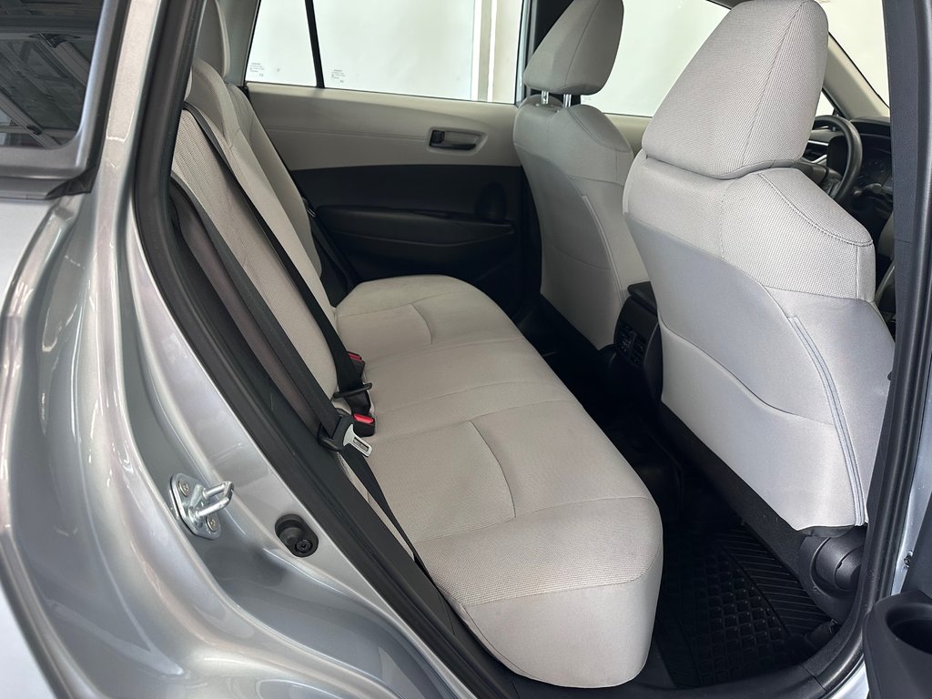 Toyota COROLLA CROSS L 2024 à Cowansville, Québec - 11 - w1024h768px