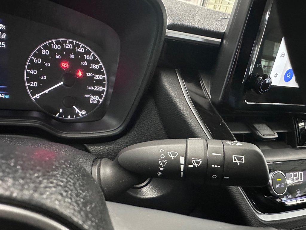 2024 Toyota COROLLA CROSS LE Premium AWD in Cowansville, Quebec - 26 - w1024h768px