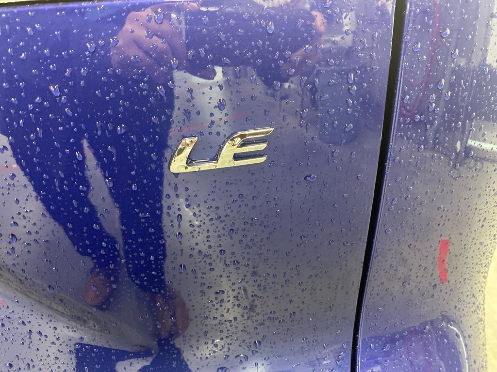 Toyota COROLLA CROSS LE 2024 à Cowansville, Québec - 7 - w1024h768px