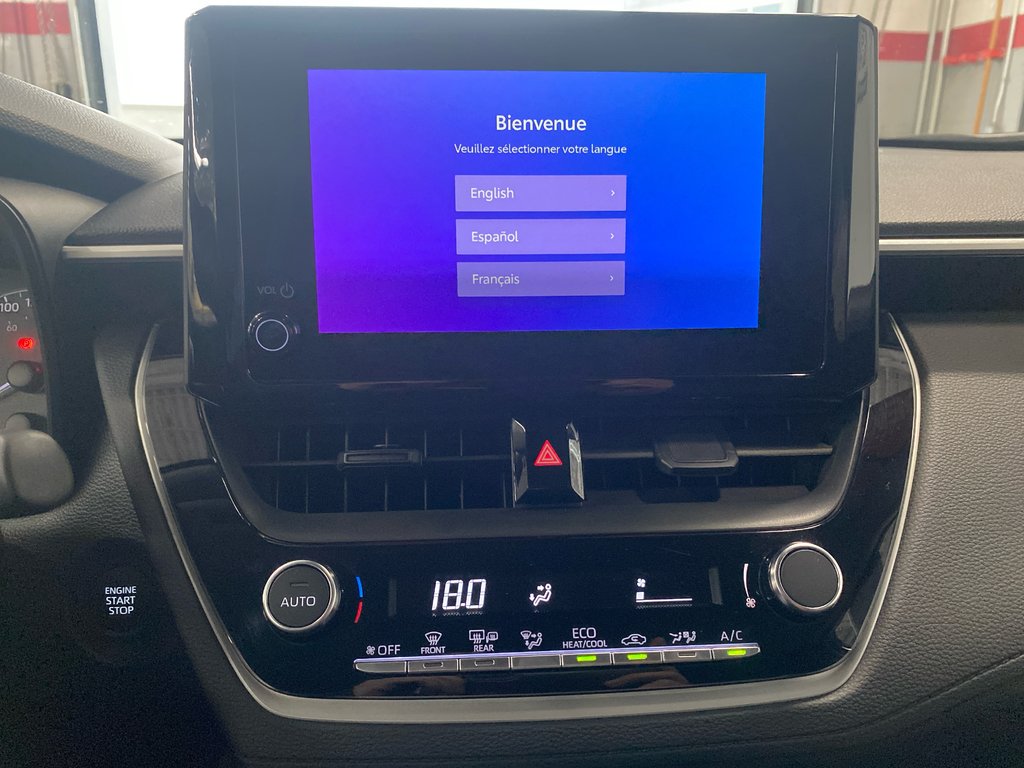 Toyota COROLLA CROSS LE 2024 à Cowansville, Québec - 19 - w1024h768px