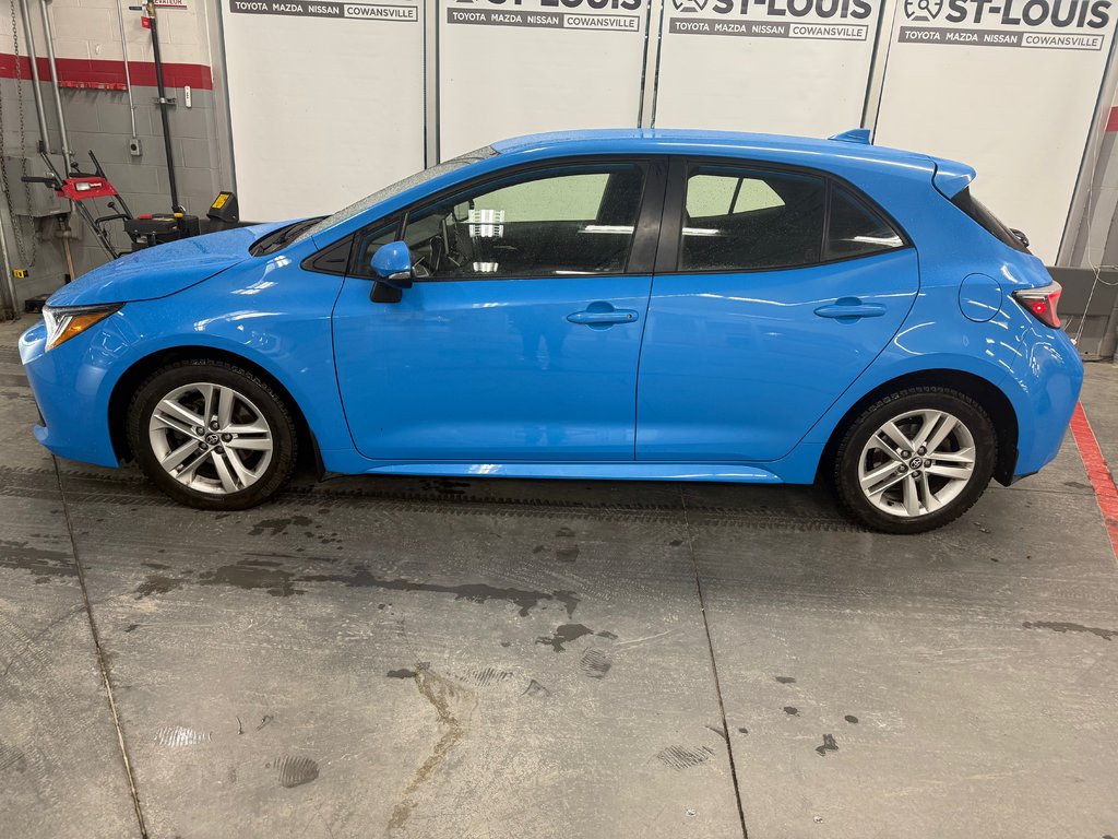 Toyota Corolla Hatchback SE 2022 à Cowansville, Québec - 2 - w1024h768px