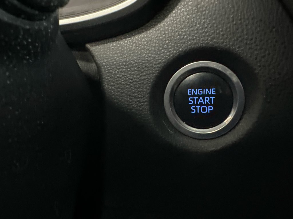 Toyota Corolla Hatchback SE 2022 à Cowansville, Québec - 18 - w1024h768px