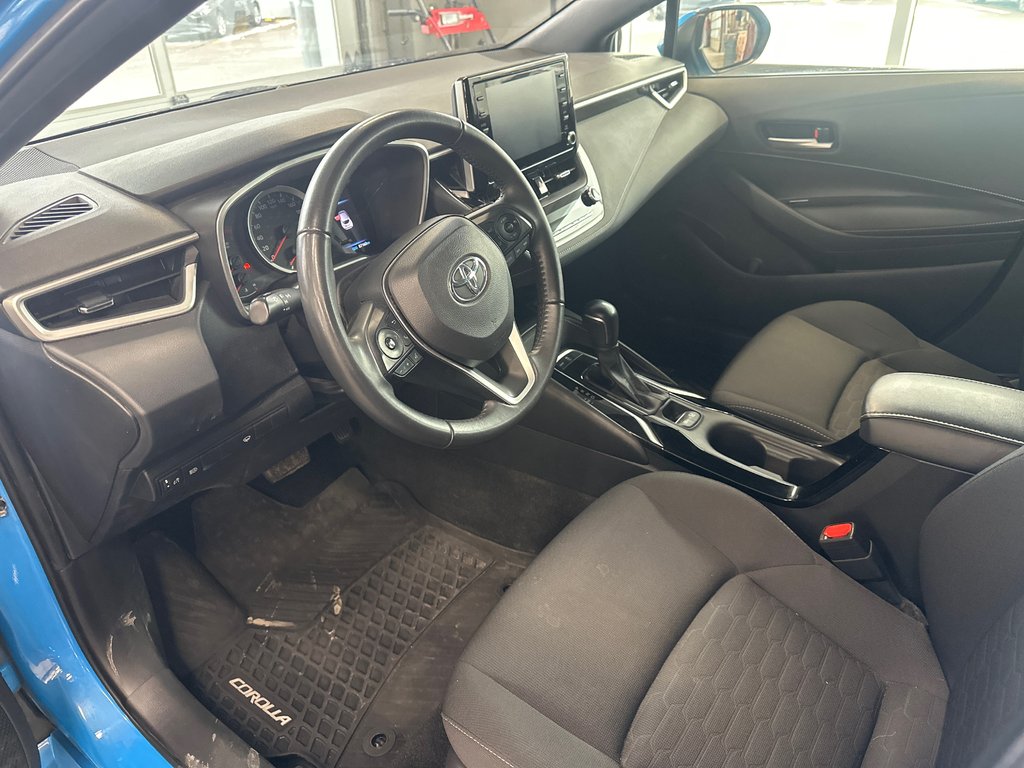 Toyota Corolla Hatchback SE 2022 à Cowansville, Québec - 23 - w1024h768px