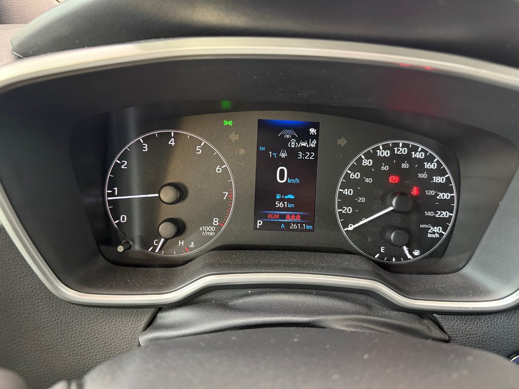 Toyota Corolla Hatchback SE PLUS 2025 à Cowansville, Québec - 19 - w1024h768px