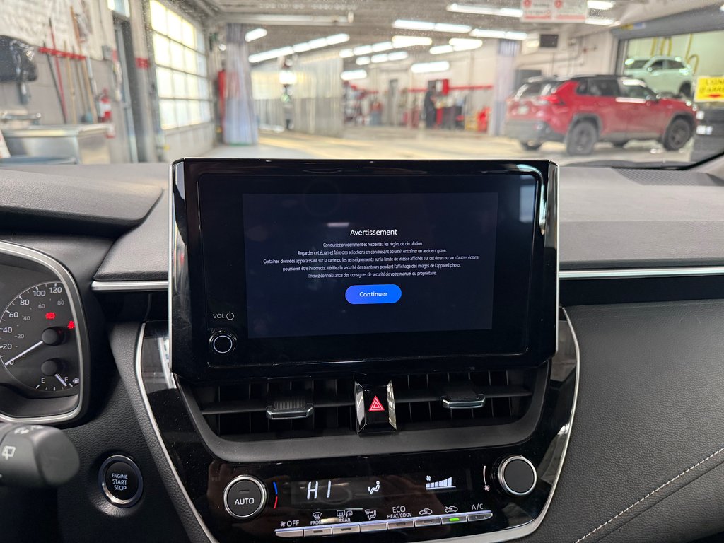 Toyota Corolla Hatchback SE PLUS 2025 à Cowansville, Québec - 16 - w1024h768px