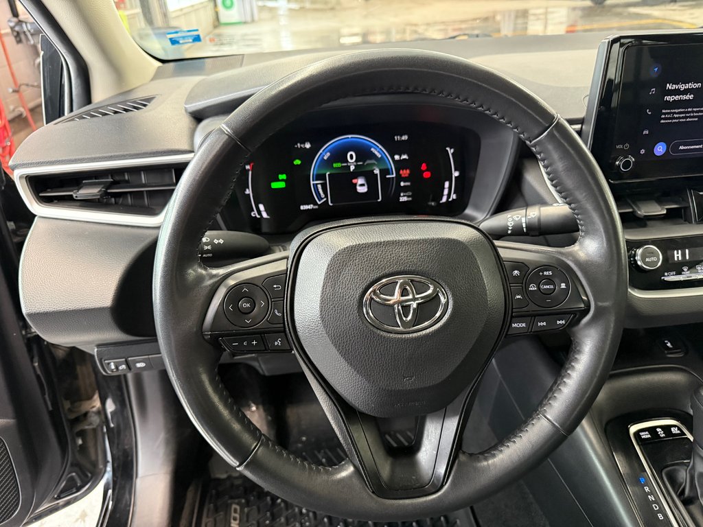 Toyota COROLLA HYBRID LE AWD 2023 à Cowansville, Québec - 17 - w1024h768px