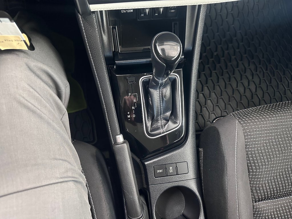 2017 Toyota Corolla iM Groupe Electrique / Sièges Chauffant / MAGS in Cowansville, Quebec - 19 - w1024h768px