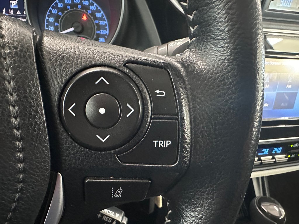 2017 Toyota Corolla iM Groupe Electrique / Sièges Chauffant / MAGS in Cowansville, Quebec - 26 - w1024h768px