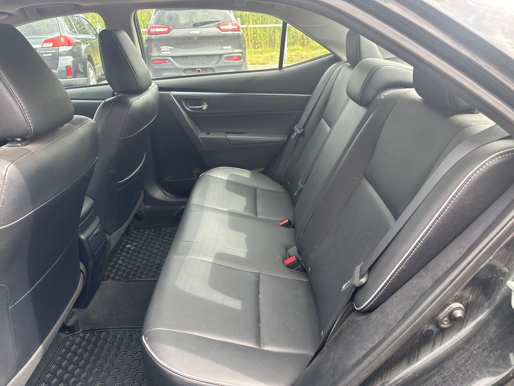 2014 Toyota Corolla SE GROUPE AMÉLIORÉ / CUIR / TOIT in Cowansville, Quebec - 3 - w1024h768px
