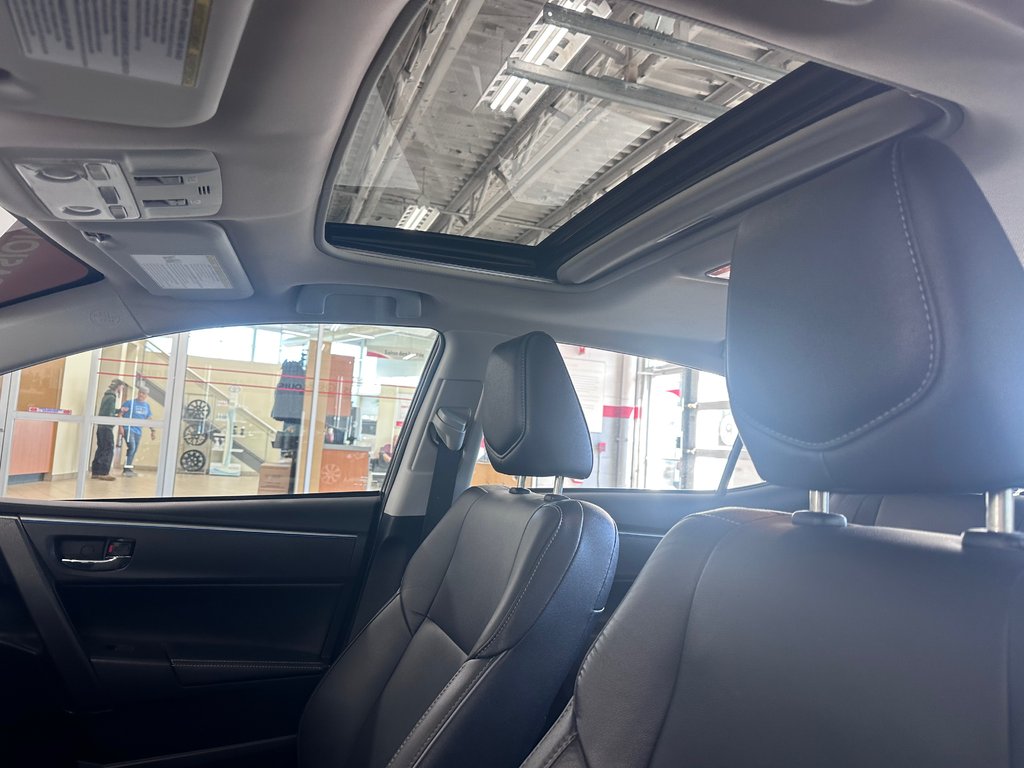 Toyota Corolla SE GROUPE AMÉLIORÉ / CUIR / TOIT 2014 à Cowansville, Québec - 22 - w1024h768px