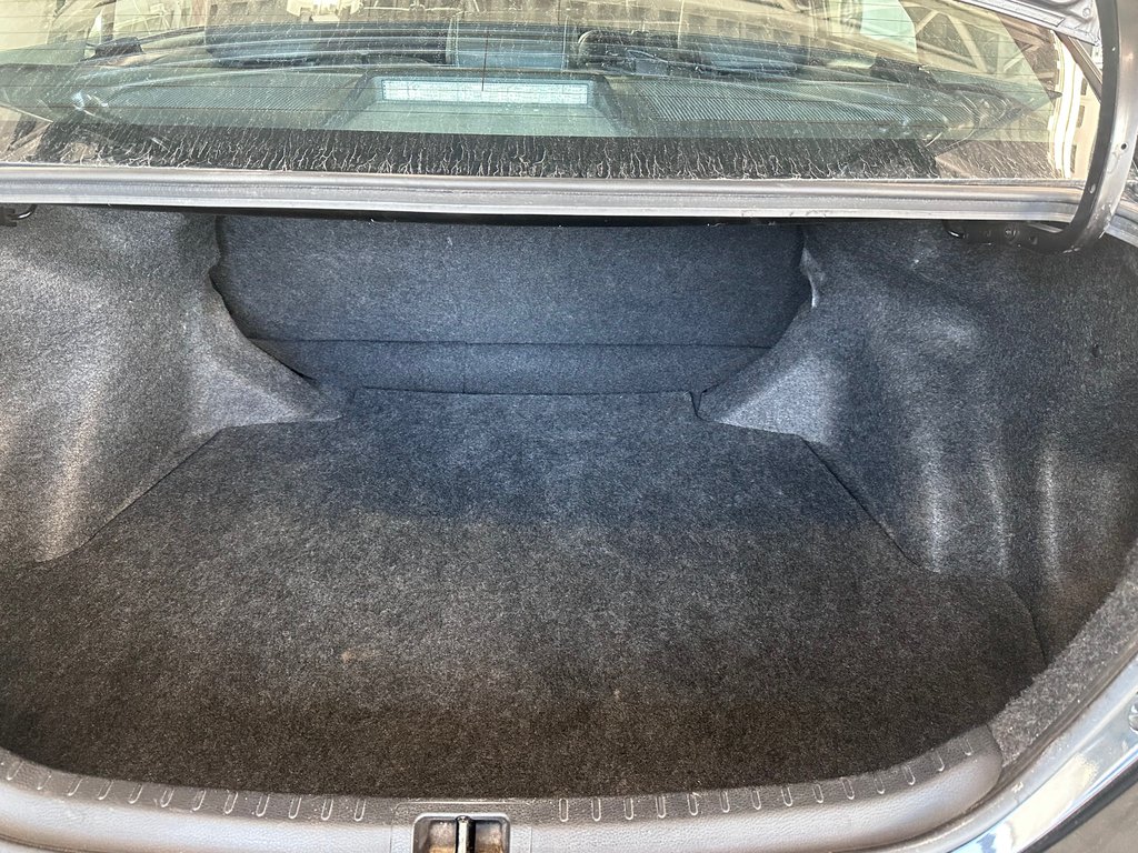 Toyota Corolla SE GROUPE AMÉLIORÉ / CUIR / TOIT 2014 à Cowansville, Québec - 12 - w1024h768px