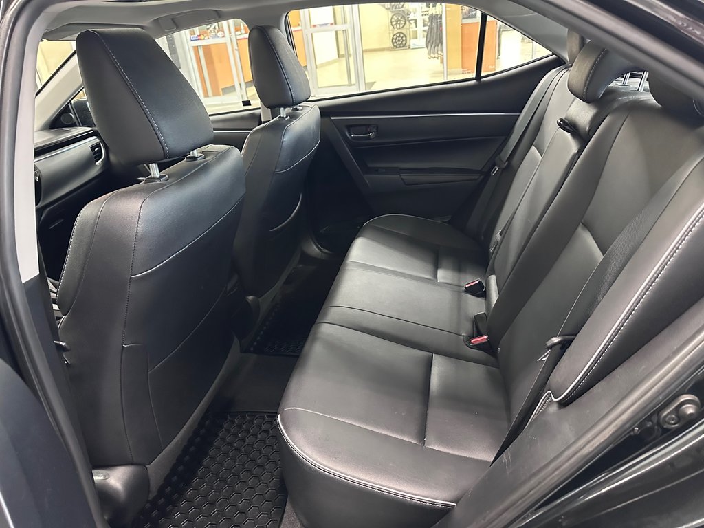 2016 Toyota Corolla S Groupe Technologique in Cowansville, Quebec - 9 - w1024h768px