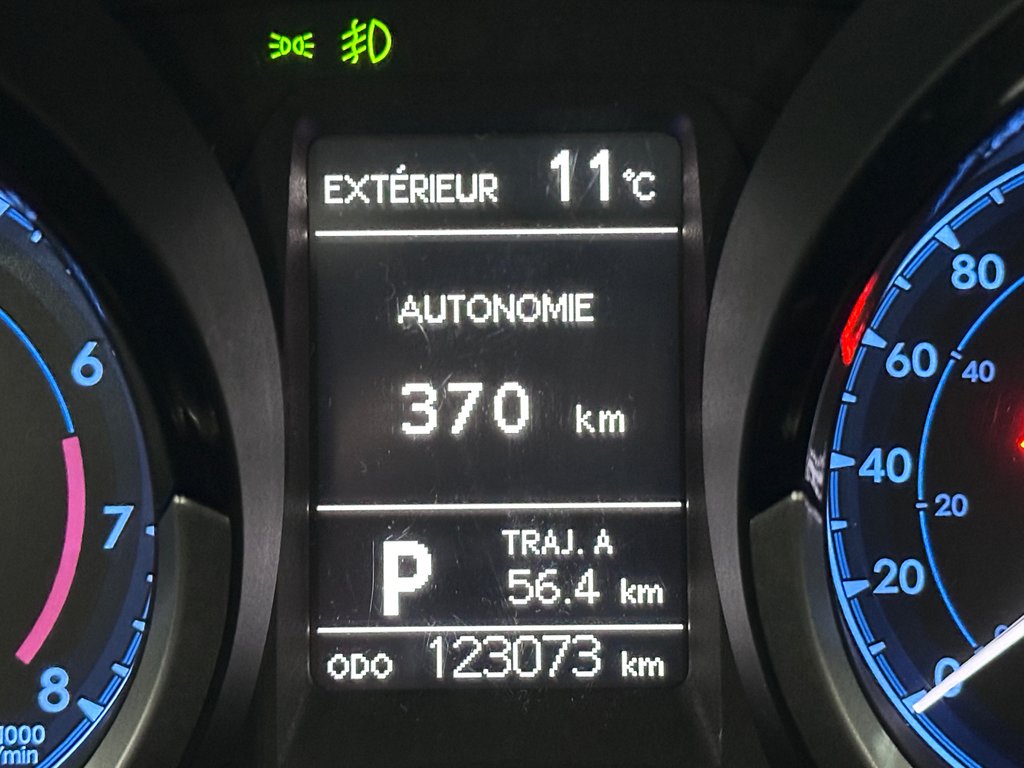 2016 Toyota Corolla S Groupe Technologique in Cowansville, Quebec - 27 - w1024h768px