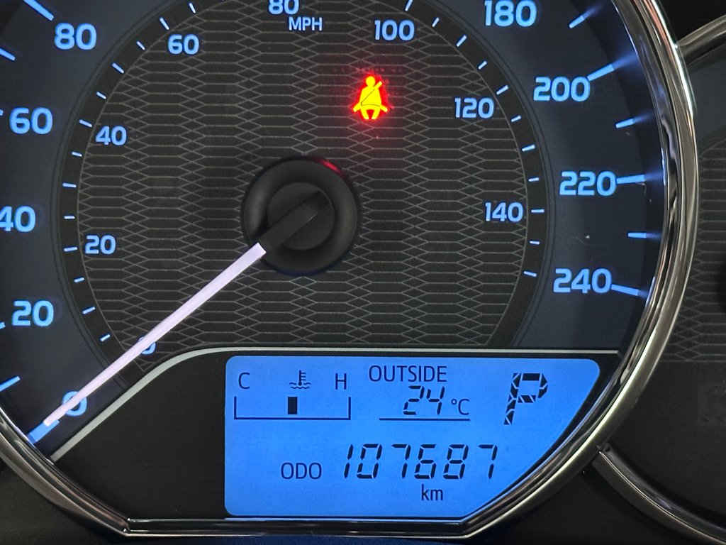 Toyota Corolla LE 2016 à Cowansville, Québec - 30 - w1024h768px