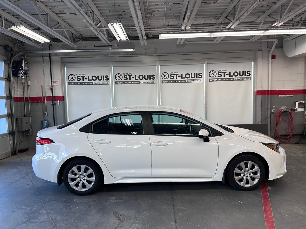Toyota Corolla LE A/C SIÈGES CHAUFFANTS CAMÉRA DE RECUL 2021 à Cowansville, Québec - 9 - w1024h768px