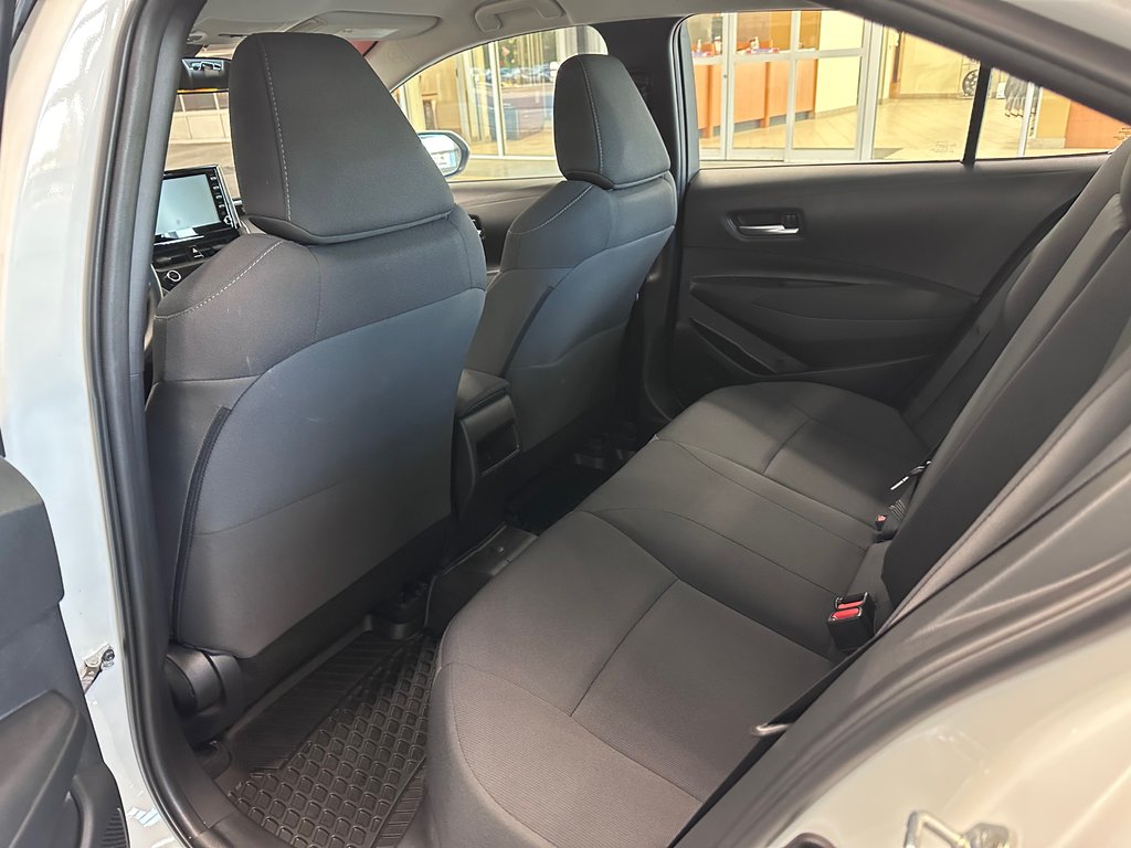 Toyota Corolla LE A/C SIÈGES CHAUFFANTS CAMÉRA DE RECUL 2021 à Cowansville, Québec - 13 - w1024h768px