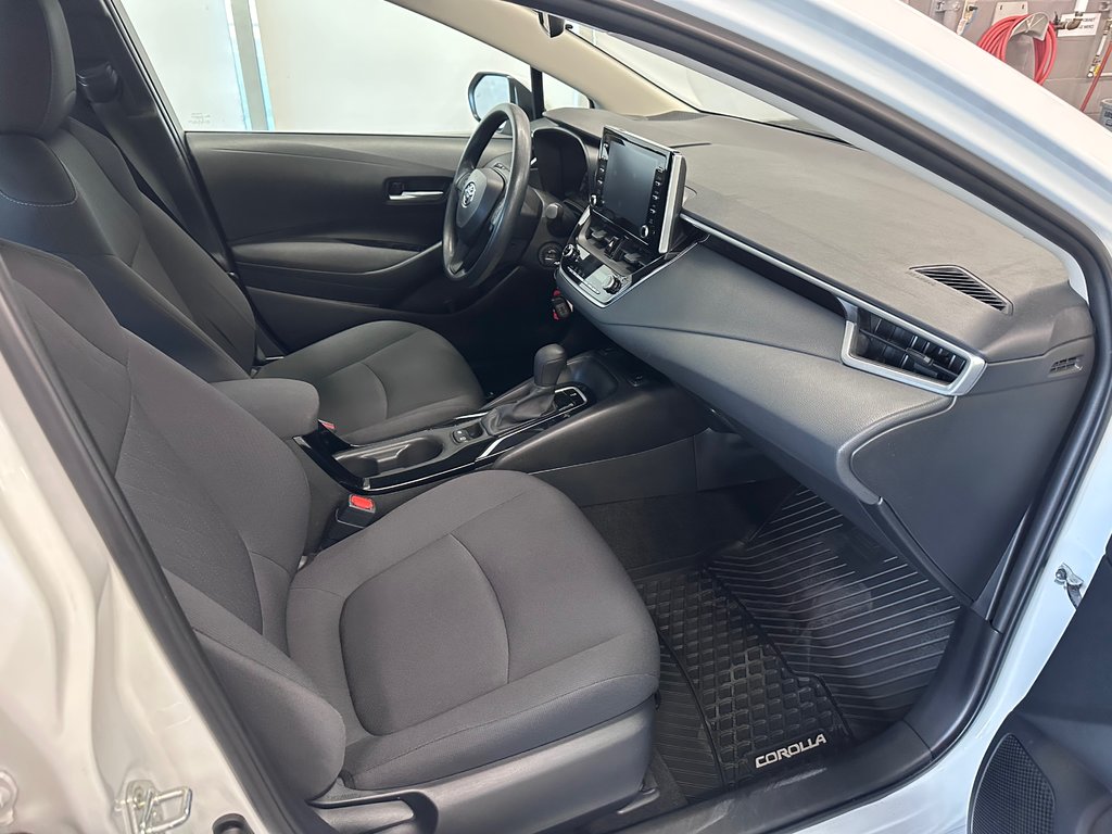 Toyota Corolla LE A/C SIÈGES CHAUFFANTS CAMÉRA DE RECUL 2021 à Cowansville, Québec - 15 - w1024h768px