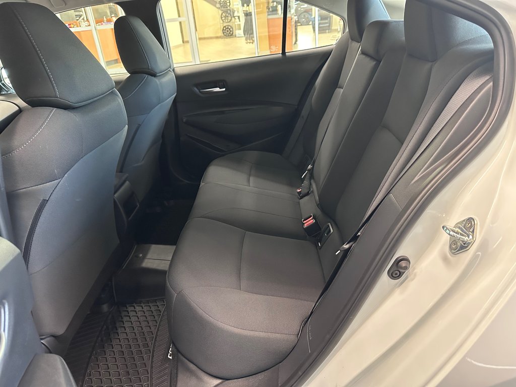 Toyota Corolla LE A/C SIÈGES CHAUFFANTS CAMÉRA DE RECUL 2021 à Cowansville, Québec - 12 - w1024h768px