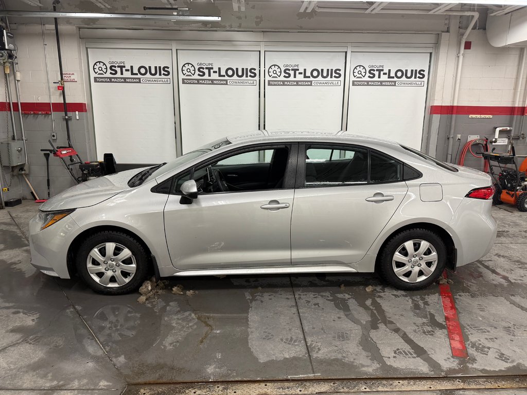 2021 Toyota Corolla LE 2021: 8 840 km - Cowansville Toyota in Cowansville, Quebec - 3 - w1024h768px