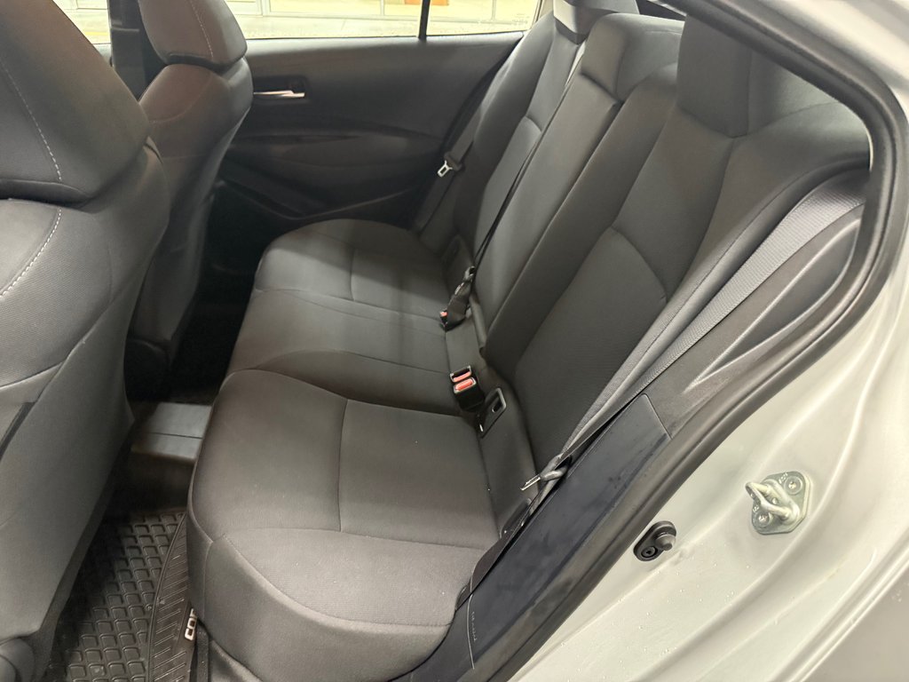 2021 Toyota Corolla LE 2021: 8 840 km - Cowansville Toyota in Cowansville, Quebec - 12 - w1024h768px
