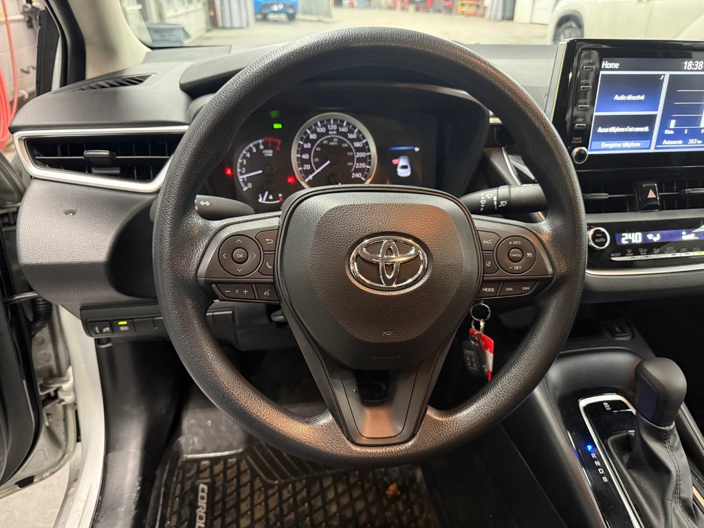 2021 Toyota Corolla LE 2021: 8 840 km - Cowansville Toyota in Cowansville, Quebec - 17 - w1024h768px