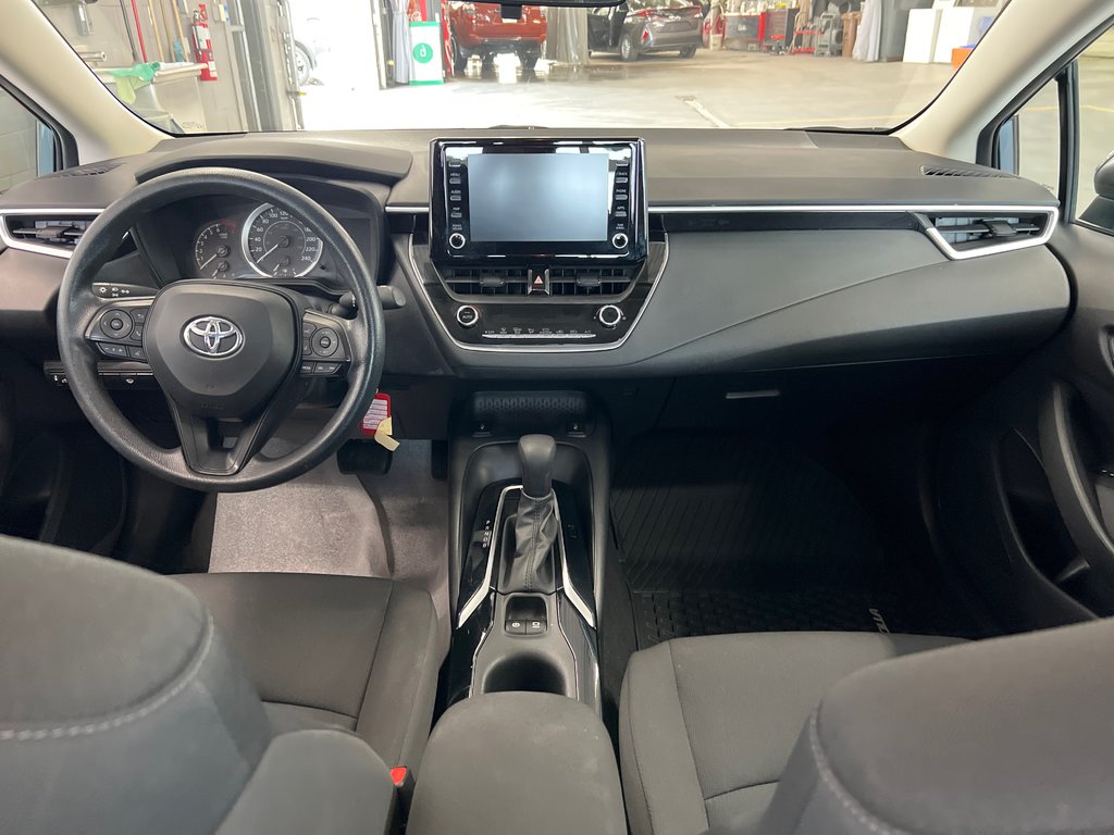Toyota Corolla LE 2022 à Cowansville, Québec - 18 - w1024h768px