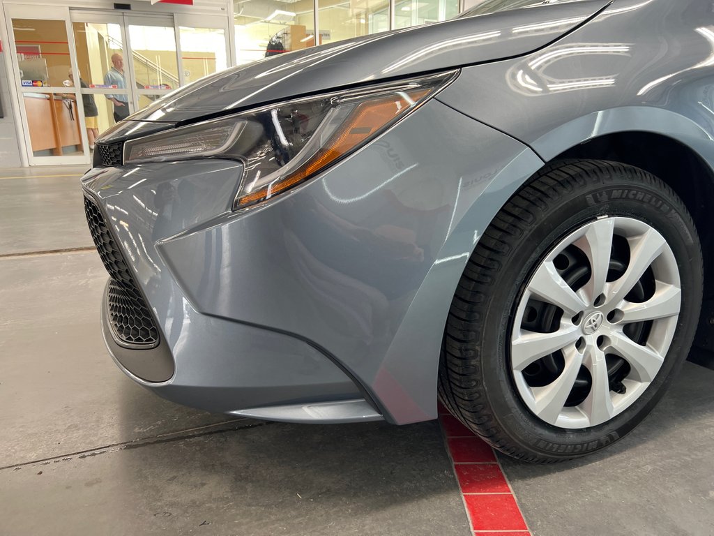 Toyota Corolla LE 2022 à Cowansville, Québec - 13 - w1024h768px