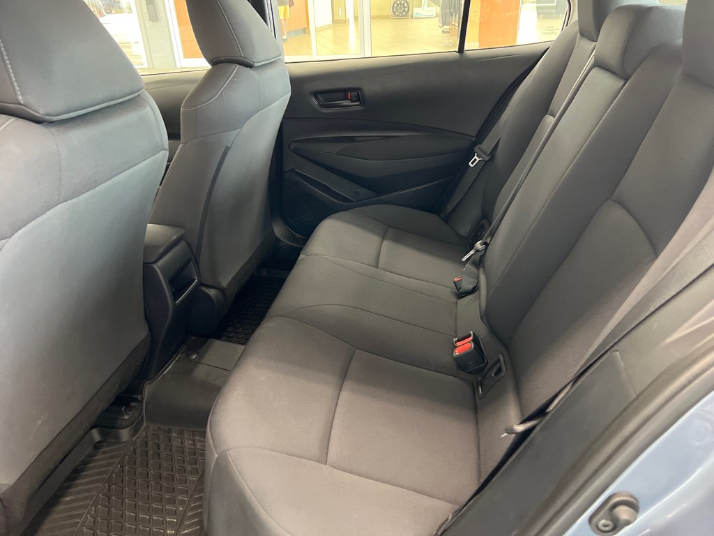Toyota Corolla LE 2022 à Cowansville, Québec - 17 - w1024h768px