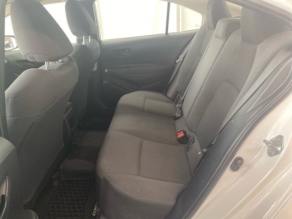 2022 Toyota Corolla L in Cowansville, Quebec - 11 - w1024h768px