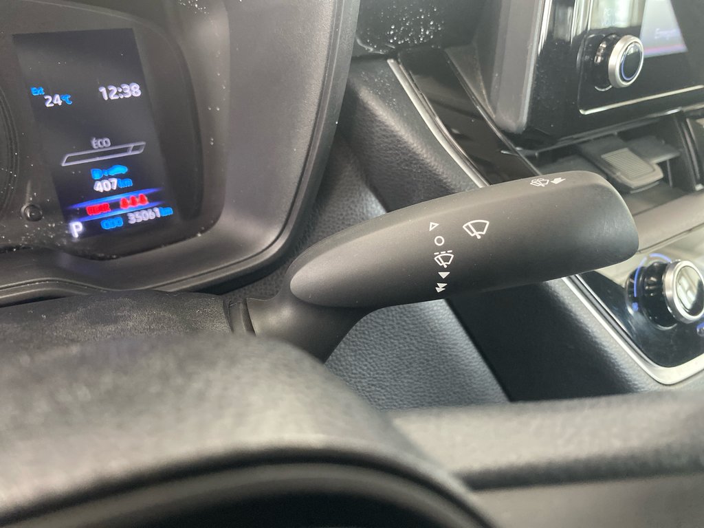 2022 Toyota Corolla L in Cowansville, Quebec - 17 - w1024h768px