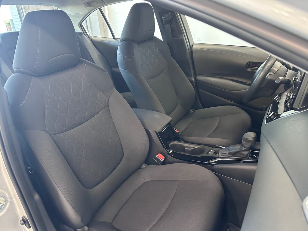 2022 Toyota Corolla LE / CAMERA DE RECUL / SIÈGE CHAUFFANT in Cowansville, Quebec - 17 - w1024h768px