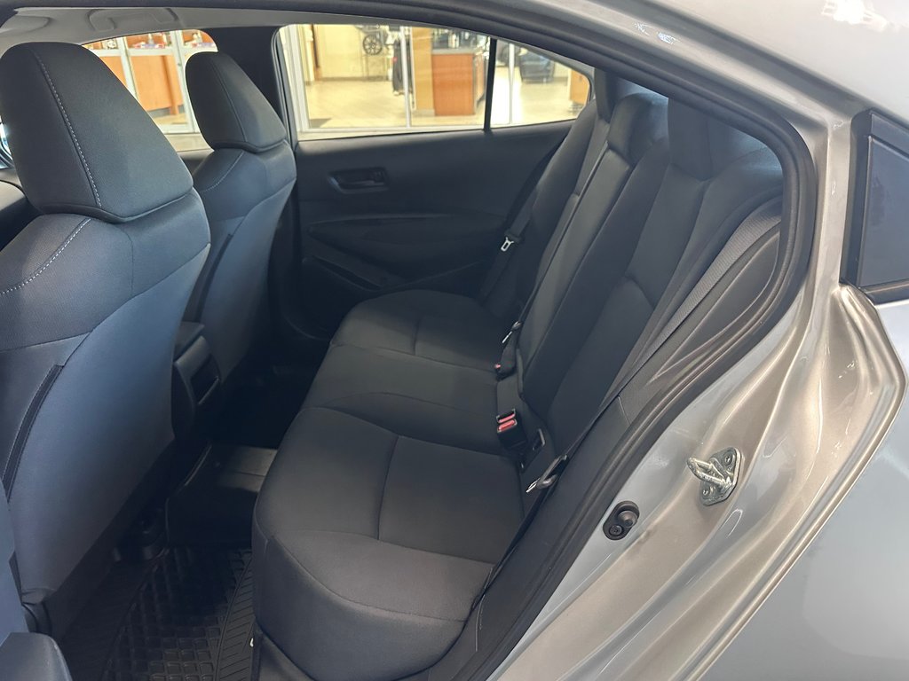2022 Toyota Corolla LE / CAMERA DE RECUL / SIÈGE CHAUFFANT in Cowansville, Quebec - 13 - w1024h768px