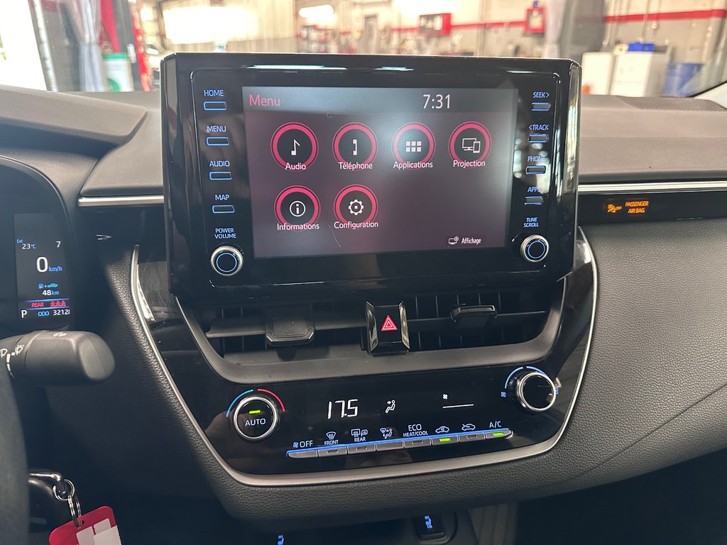2022 Toyota Corolla LE / CAMERA DE RECUL / SIÈGE CHAUFFANT in Cowansville, Quebec - 24 - w1024h768px