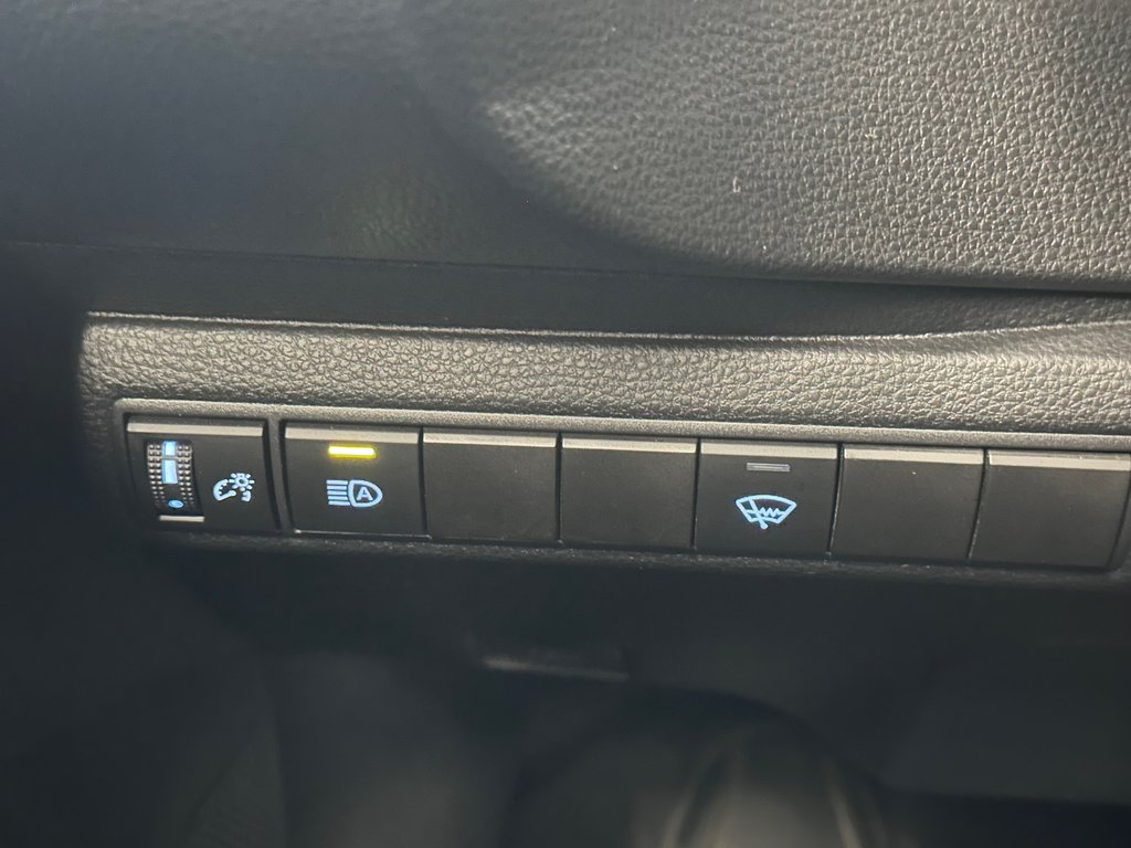 2022 Toyota Corolla LE / CAMERA DE RECUL / SIÈGE CHAUFFANT in Cowansville, Quebec - 23 - w1024h768px