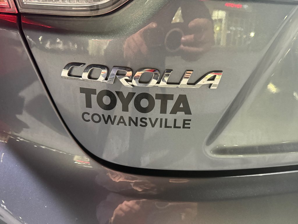 2024 Toyota Corolla LE Amélioré in Cowansville, Quebec - 8 - w1024h768px