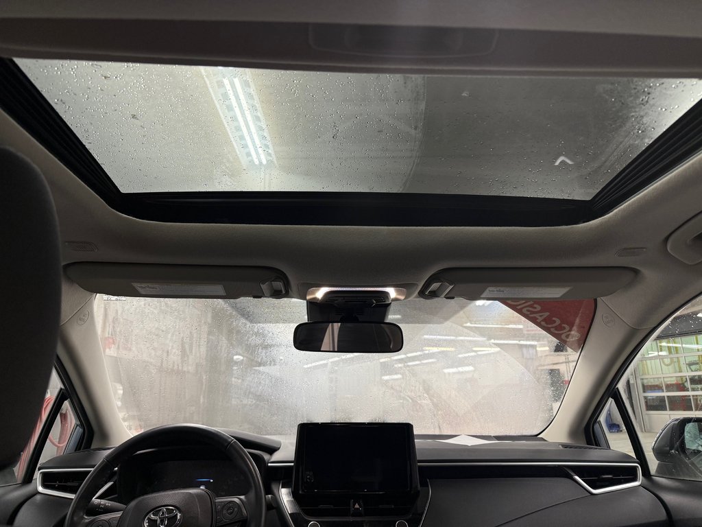 2024 Toyota Corolla LE Amélioré in Cowansville, Quebec - 13 - w1024h768px