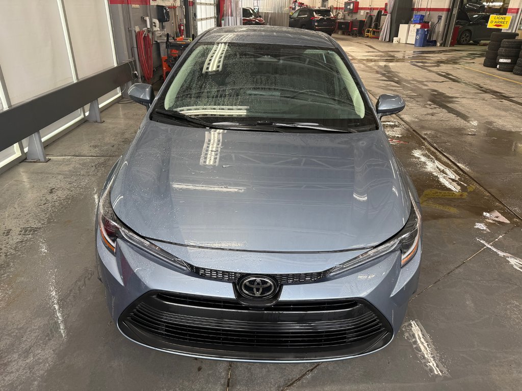 Toyota Corolla LE 2024: 19 601 km - Cowansville Toyota 2024 à Cowansville, Québec - 4 - w1024h768px