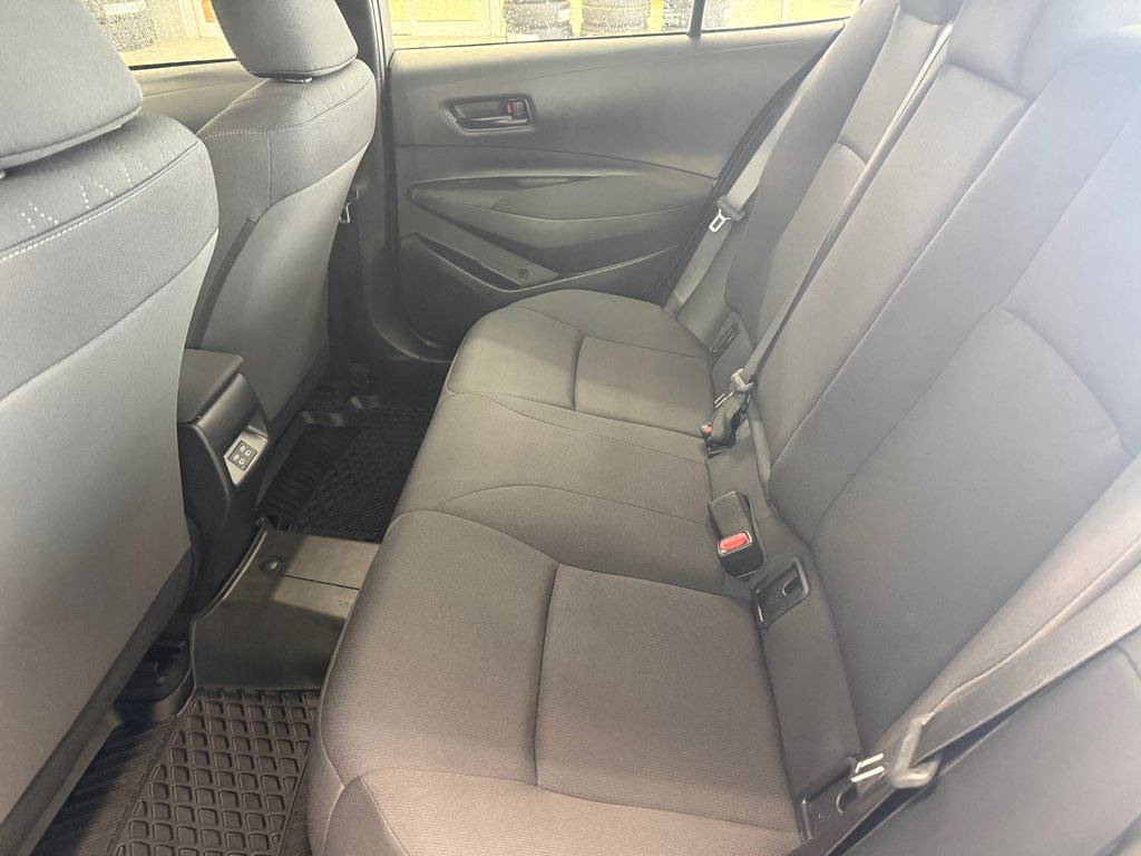 Toyota Corolla LE 2024: 19 601 km - Cowansville Toyota 2024 à Cowansville, Québec - 12 - w1024h768px