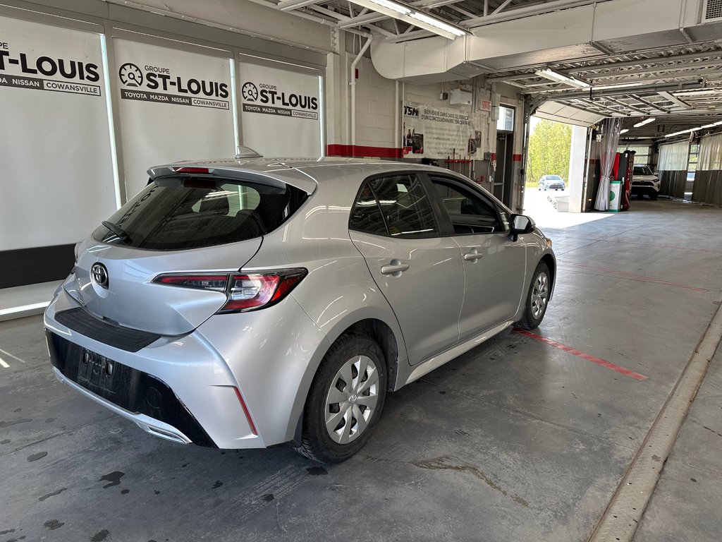 2025 Toyota Corolla SE Amélioré in Cowansville, Quebec - 10 - w1024h768px