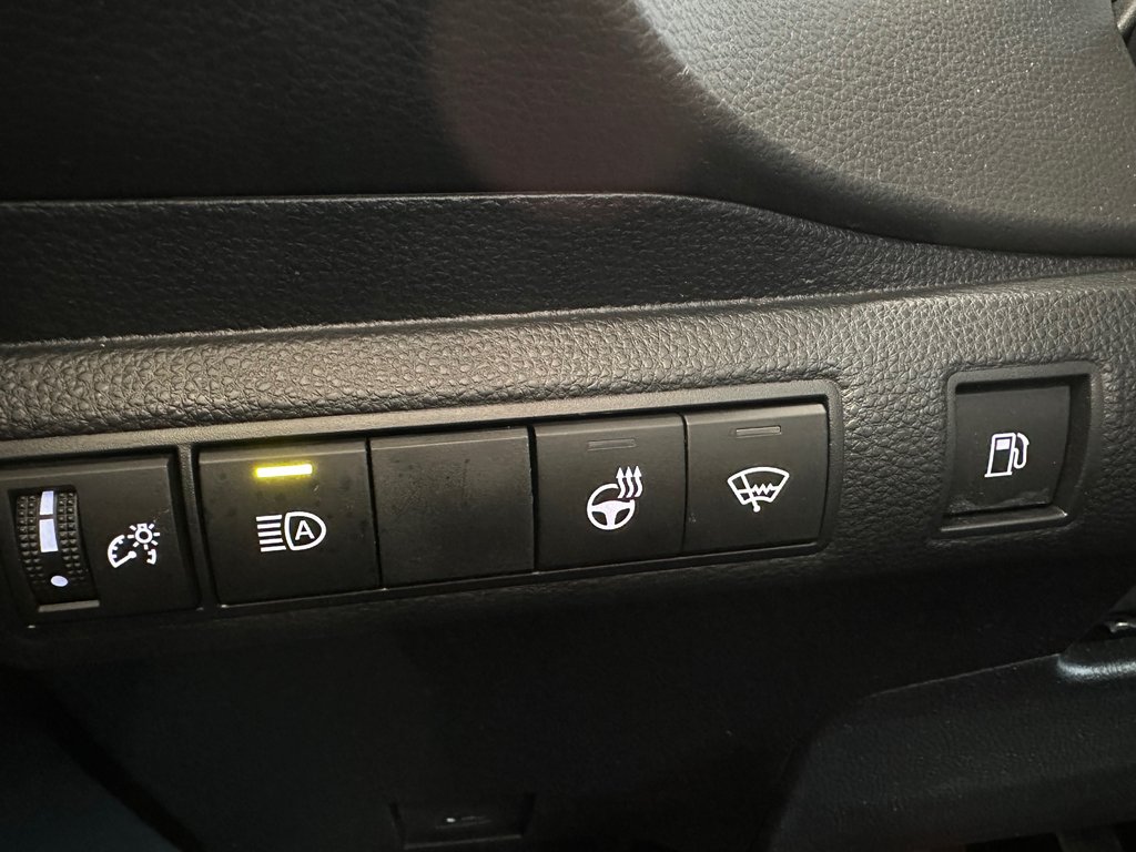 Toyota Corolla  2025 à Cowansville, Québec - 21 - w1024h768px